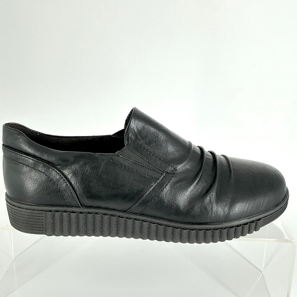 Easy Street Size 10 Black Leather Ruched Slip On Flats Shoes NEW Kipper Comfort